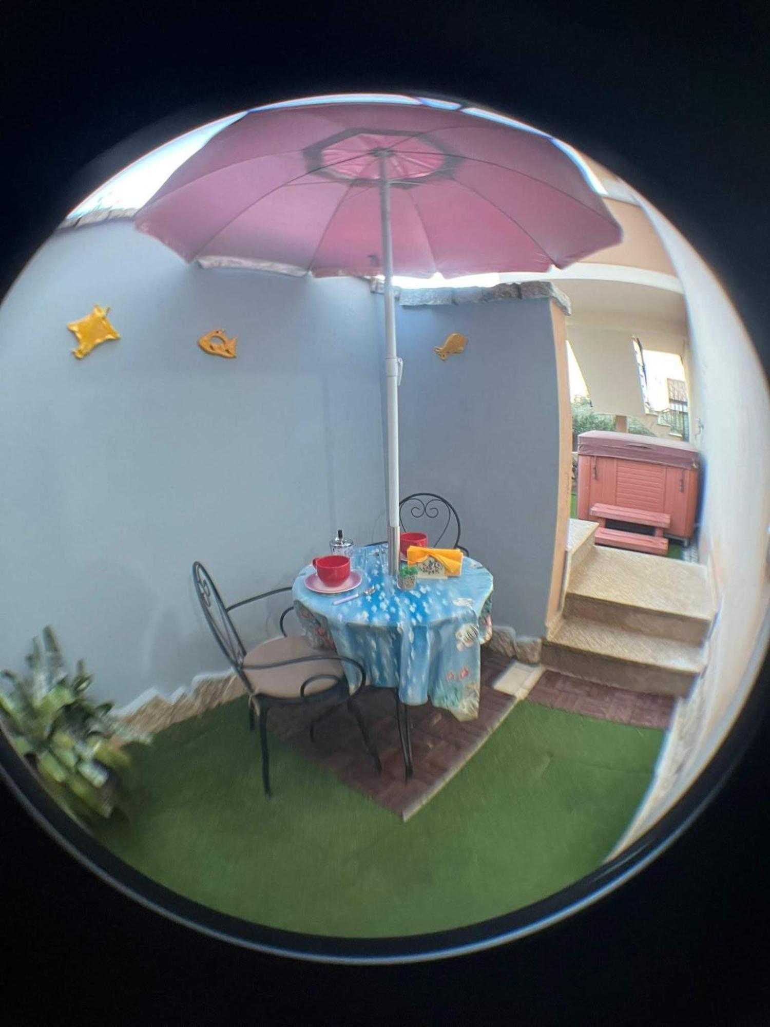 ドームス・デ・マリーア Larcobaleno Di Chia Cin It11101Ce Bed & Breakfast エクステリア 写真