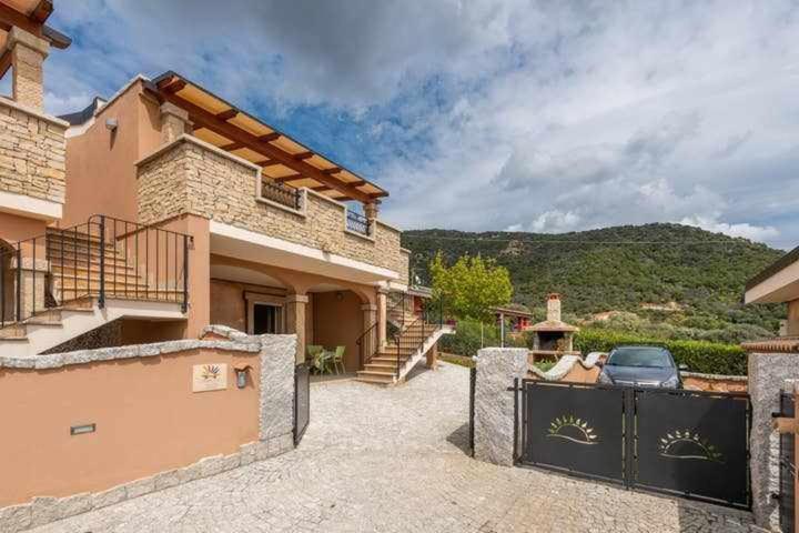 ドームス・デ・マリーア Larcobaleno Di Chia Cin It11101Ce Bed & Breakfast 部屋 写真