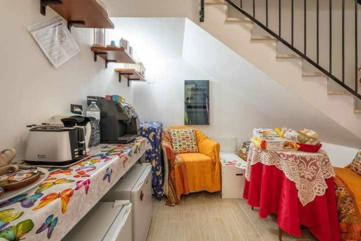 ドームス・デ・マリーア Larcobaleno Di Chia Cin It11101Ce Bed & Breakfast 部屋 写真